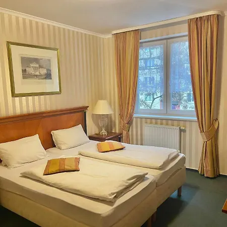 Mova Guest house Kadan