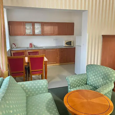 Mova Guest house Kadan