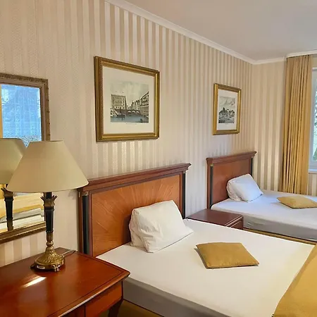 Mova 4*