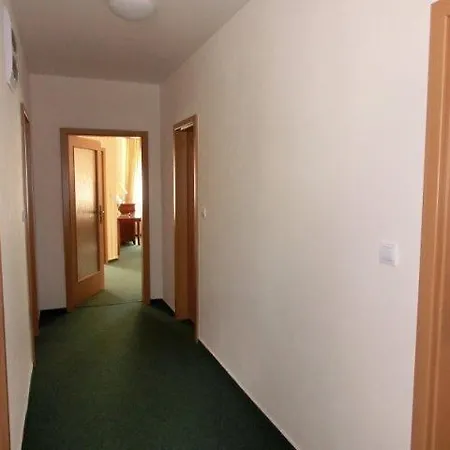 Guest house Mova
