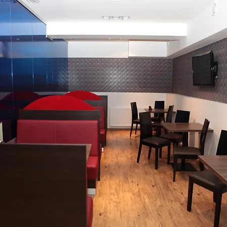 Pensionat Mova 4*
